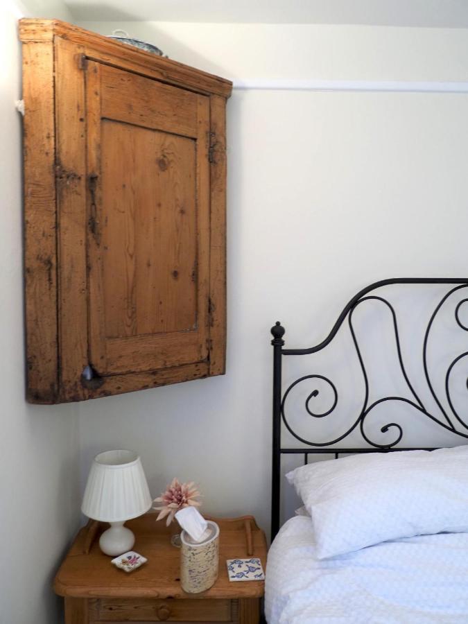 Charming Cottage In The Heart Of Sherborne Sherborne  Eksteriør billede